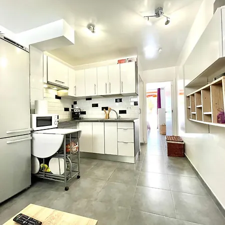 דירה One Bedroom With Wifi, Pool In Tenerife South