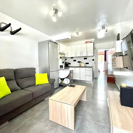One Bedroom With Wifi, Pool In Tenerife South * קוסטה דל סילנסיו
